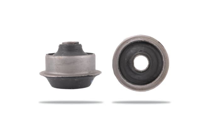 540130 Radius / Brake Reaction Rod or Bushes